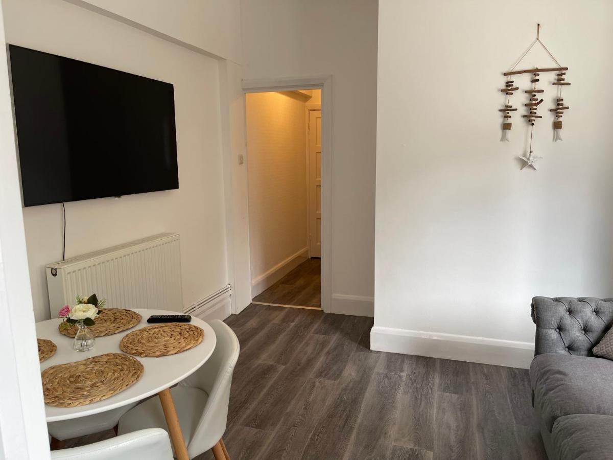 2 Bedroom Apartment Ground Floor Eastbourne Town Centre Buitenkant foto